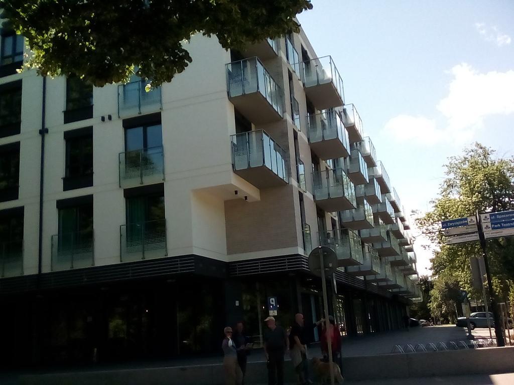 コウォブジェクKarmazynowy Apartament Nad Morzemアパートメント エクステリア 写真