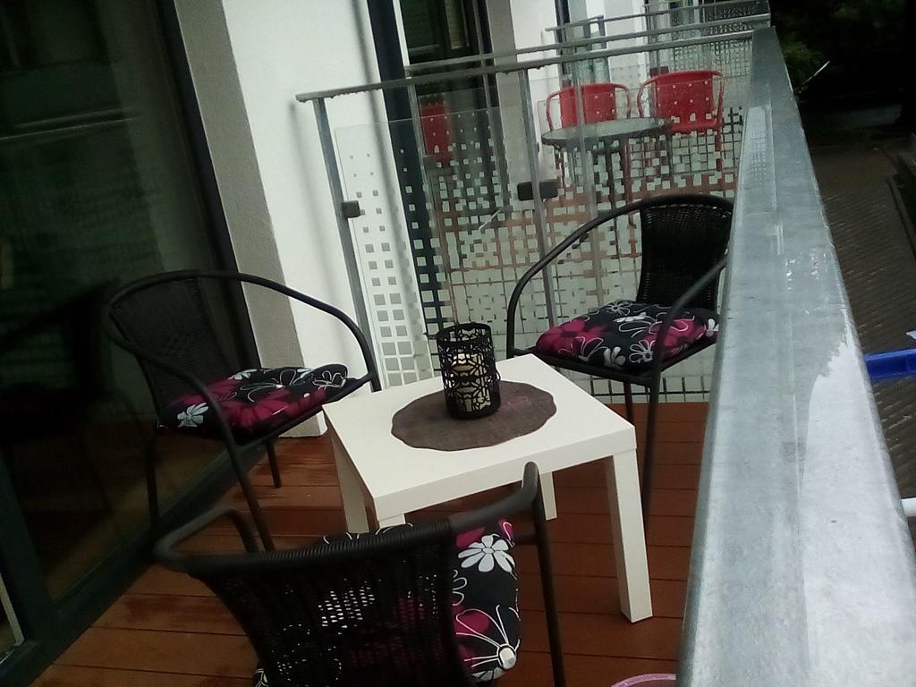 コウォブジェクKarmazynowy Apartament Nad Morzemアパートメント エクステリア 写真